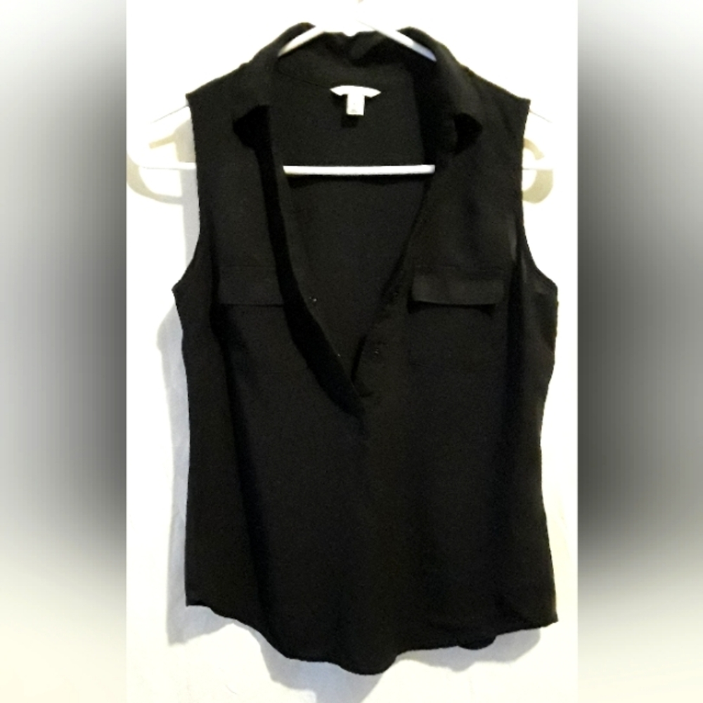 Sonoma lifestyle black sleeveless shirt